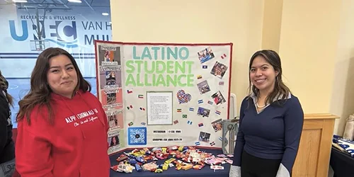 Students at a campus organization fair
