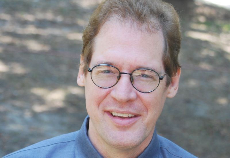 Professor Honored by VFIC