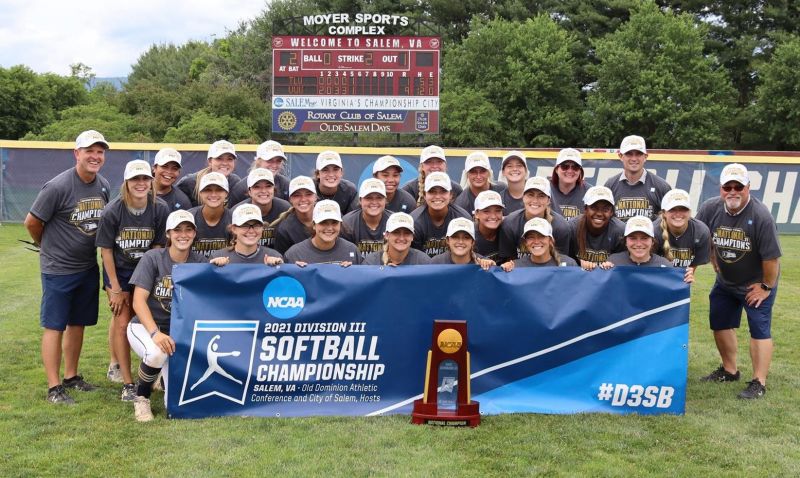 Marlins Win 2021 National Softball Championship