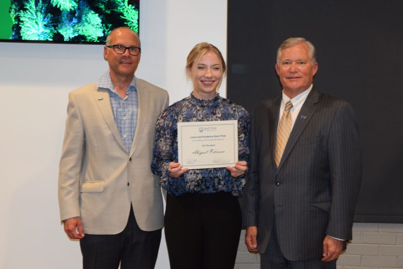 Abby Peterson Wins Ryan Environmental Prize for Excellence in Research