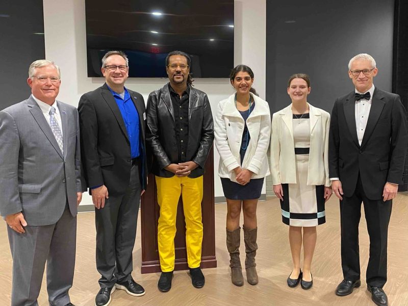 Batten Honors College Scholars Welcome Celebrated Author Colson Whitehead