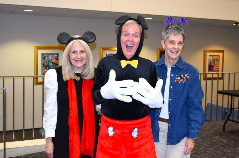 Disney’s Menagerie: Animals in Disney Culture